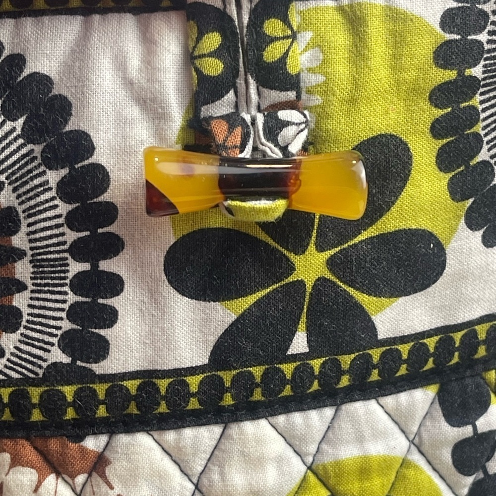 Vera Bradley Green and Brown Abstract Tote Bag - Picture 7 of 9